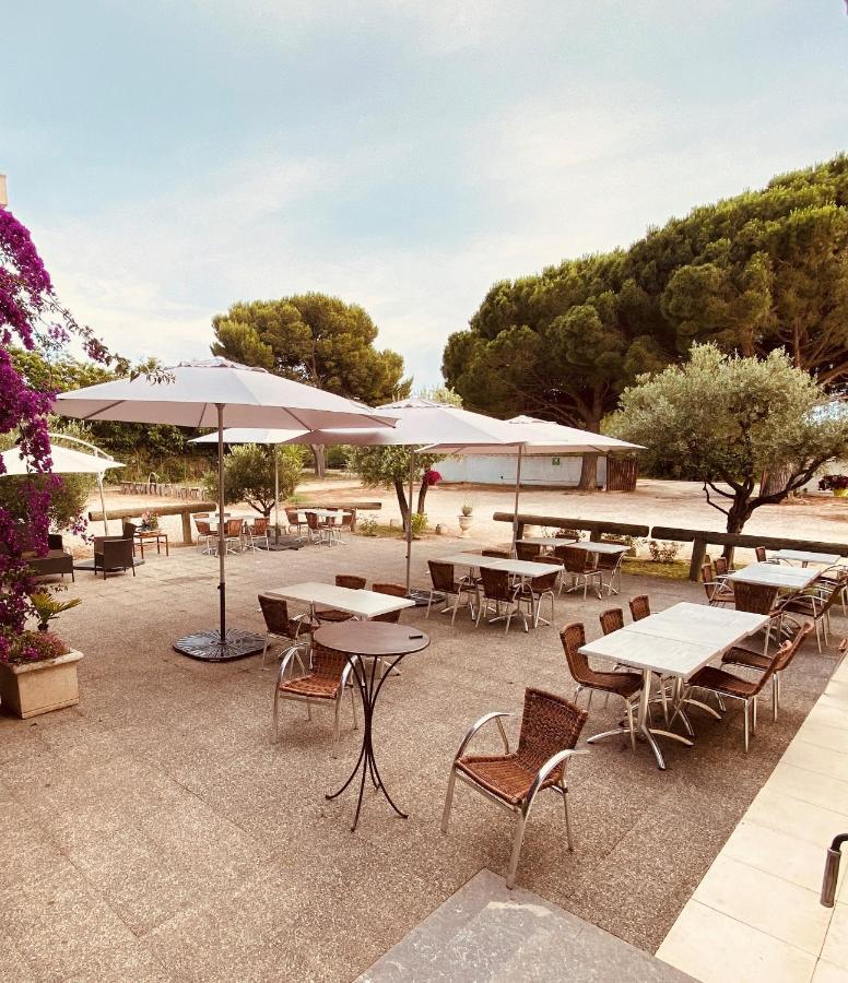 Hotel Restaurant La Plage Port-Saint-Louis-du-Rhone Exteriér fotografie